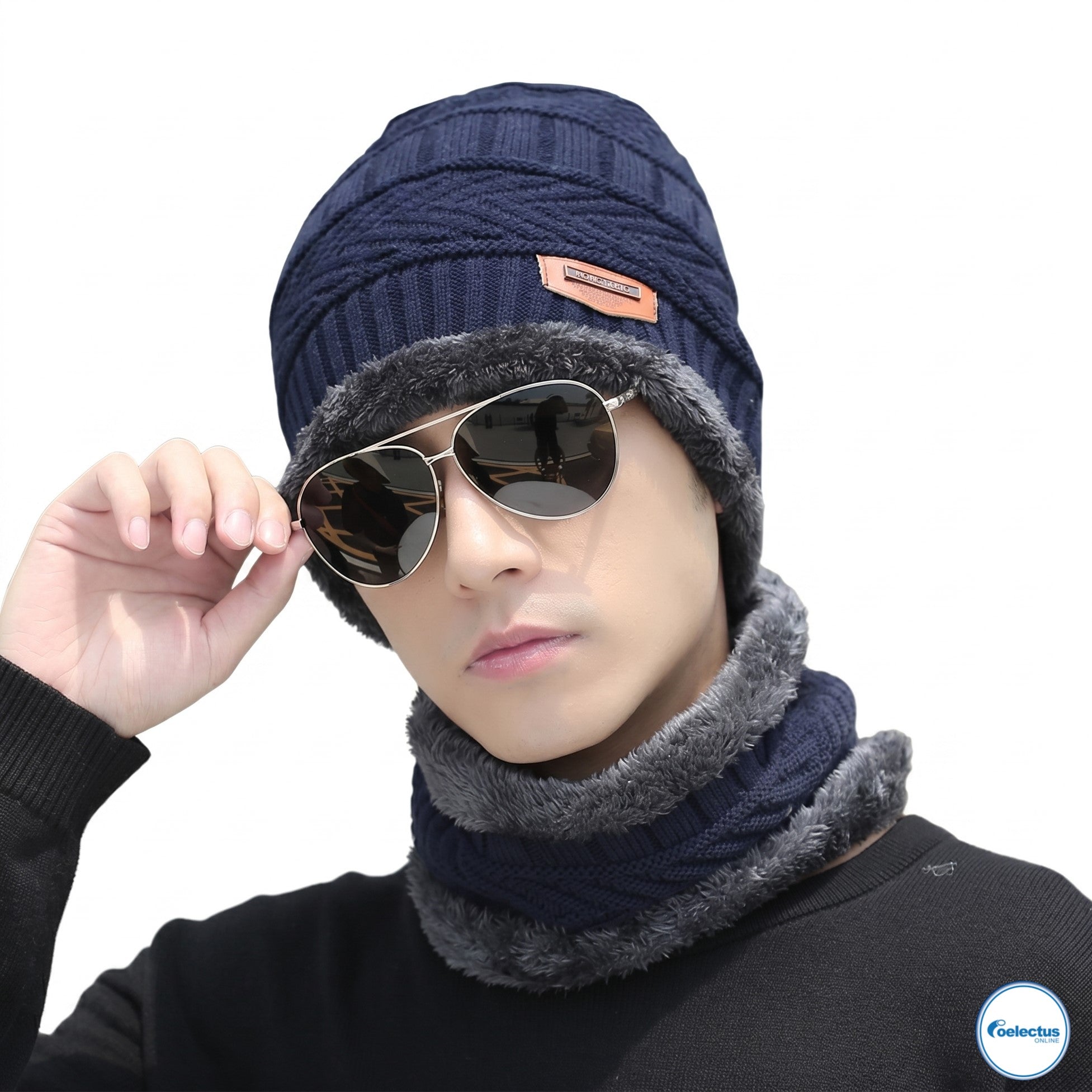 Gorro con cuellera para adulto color  AZUL
