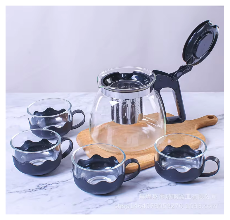 Set de jarra con 4 tazas de te